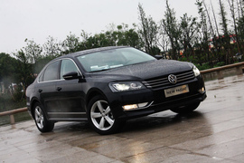 试驾全新帕萨特2.0TSI