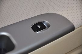 2010款中华骏捷FSV