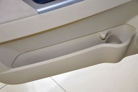 2010款中华骏捷FSV