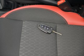 2017款江淮瑞风S2mini