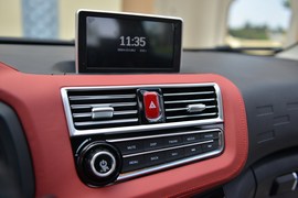 2017款江淮瑞风S2mini