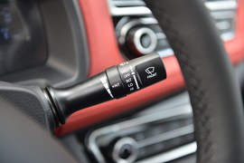 2017款江淮瑞风S2mini