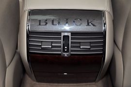 2011款别克林荫大道