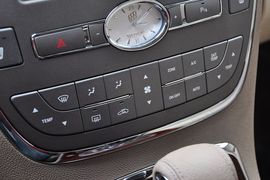 2011款别克林荫大道