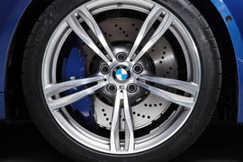 2012款宝马M5