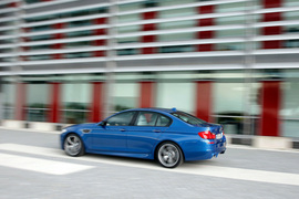 2012款宝马M5