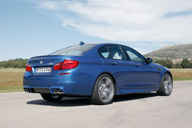 2012款宝马M5