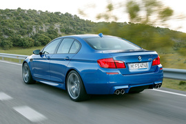 2012款宝马M5