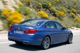2012款宝马M5