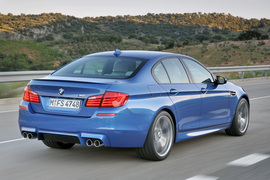 2012款宝马M5