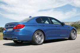 2012款宝马M5