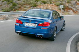 2012款宝马M5