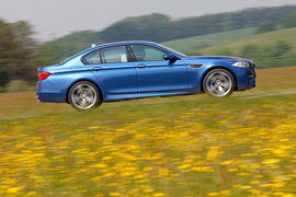 2012款宝马M5
