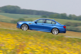 2012款宝马M5