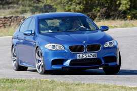 2012款宝马M5
