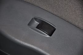 2011款风行景逸XL