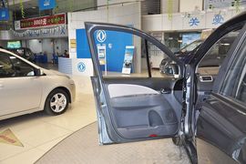 2011款风行景逸XL