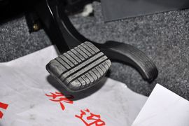 2011款风行景逸XL