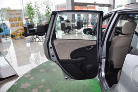 2011款本田飞度1.5L自动豪华型到店实拍