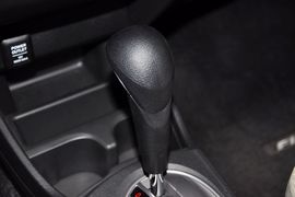 2011款本田飞度1.5L自动豪华型到店实拍