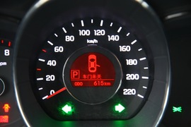 起亚1.6