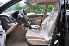 2011款奇瑞E5上海到店实拍