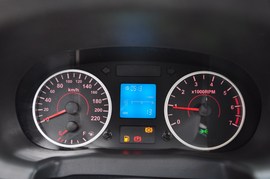 2011款奇瑞E5上海到店实拍