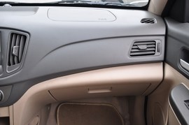 2011款奇瑞E5上海到店实拍