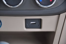 2011款奇瑞E5上海到店实拍