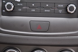 2011款奇瑞E5上海到店实拍