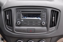 2011款奇瑞E5上海到店实拍