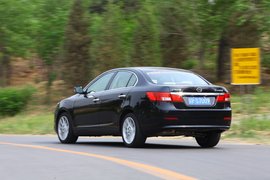 2011款广汽传祺2.0AT试驾