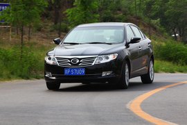 2011款广汽传祺2.0AT试驾