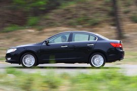 2011款广汽传祺2.0AT试驾