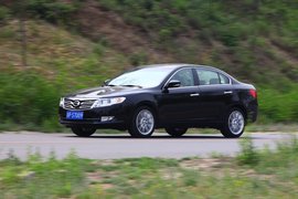 2011款广汽传祺2.0AT试驾