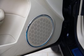 2011款广汽传祺2.0AT试驾