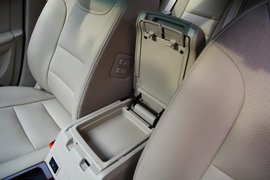 2011款广汽传祺2.0AT试驾