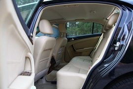 2011款广汽传祺2.0AT试驾