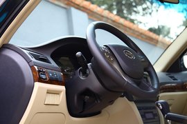 2011款广汽传祺2.0AT试驾
