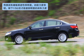 :2011款广汽传祺2.0AT试驾