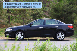 2011款广汽传祺2.0AT试驾