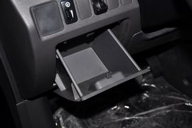 2011款长城腾翼V80自动标准型到店实拍