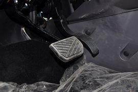 2011款长城腾翼V80自动标准型到店实拍