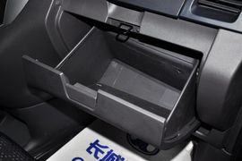 2011款长城腾翼V80自动标准型到店实拍