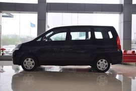 2011款长城腾翼V80自动标准型到店实拍