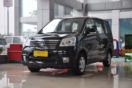 2011款长城腾翼V80自动标准型到店实拍