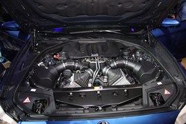 2012款宝马M5