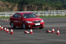 斯柯达明锐RS赛训营体验