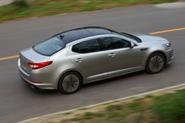 2011款东风悦达起亚K5深度试驾