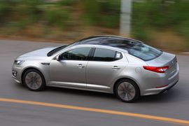 2011款东风悦达起亚K5深度试驾